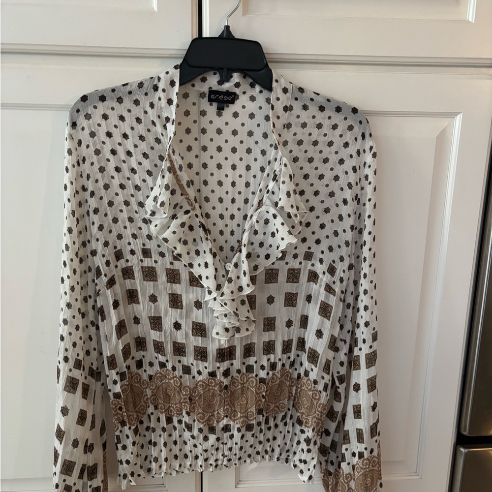 Grege Ruffled blouse Long Bell Sleeve‎ Size 3 Women's Medium sheer beautiful.